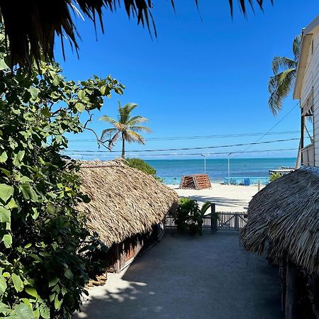 Hotel The Bounty à Caye Caulker Extérieur photo
