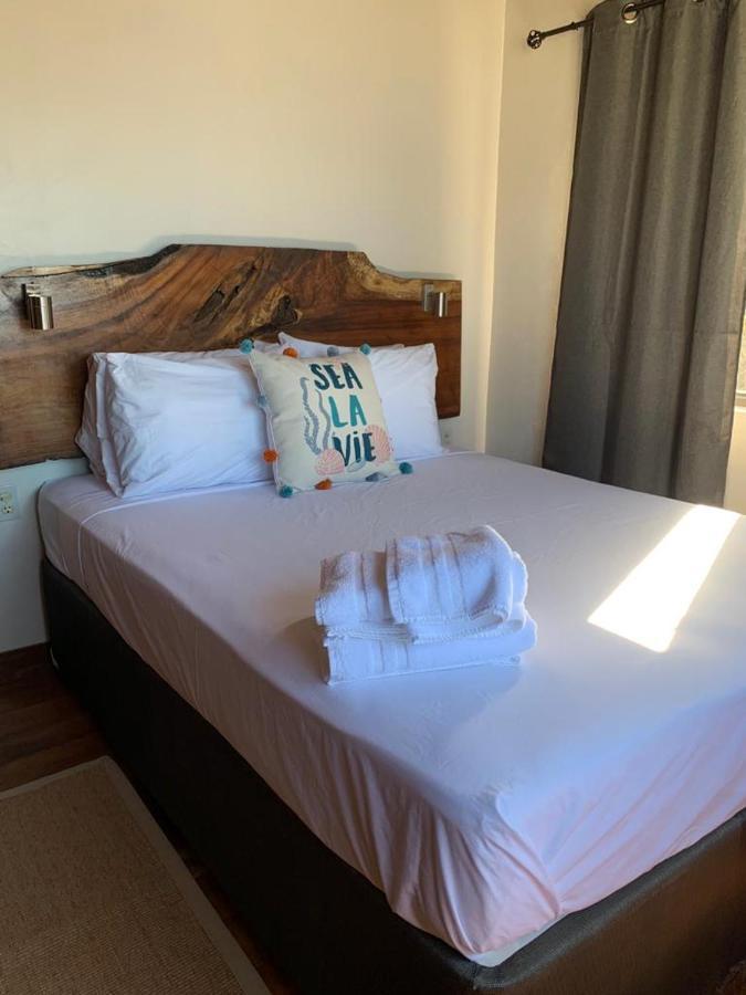 Hotel The Bounty à Caye Caulker Extérieur photo
