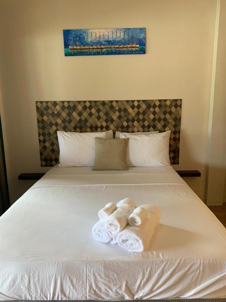 Hotel The Bounty à Caye Caulker Extérieur photo