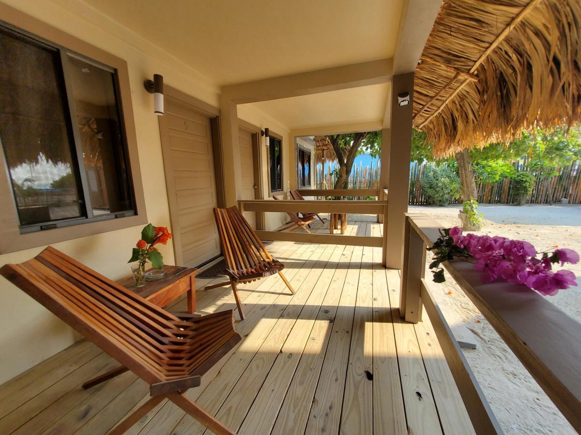 Hotel The Bounty à Caye Caulker Extérieur photo